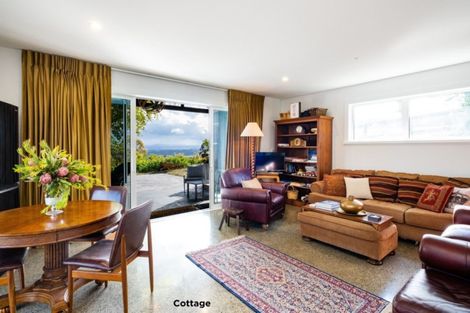 Photo of property in 227 Durham Drive, Havelock North, 4130