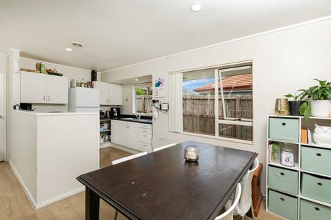 Photo of property in 12 Legacy Drive, Henderson, Auckland, 0612