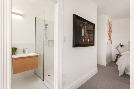 Photo of property in 54 Fendalton Road, Fendalton, Christchurch, 8014