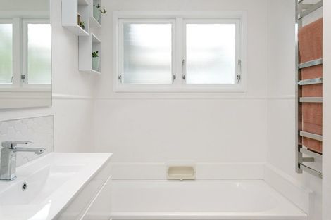 Photo of property in 47 Hyde Avenue, Richmond Heights, Taupo, 3330