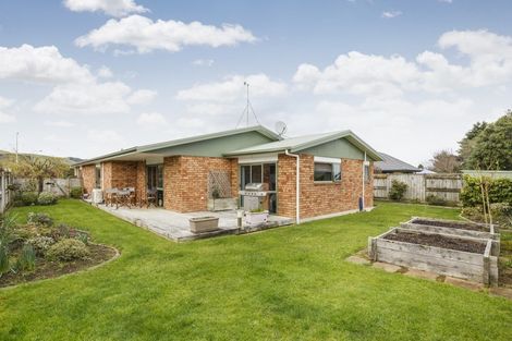 Photo of property in 46 Oak Crescent, Ashhurst, 4810