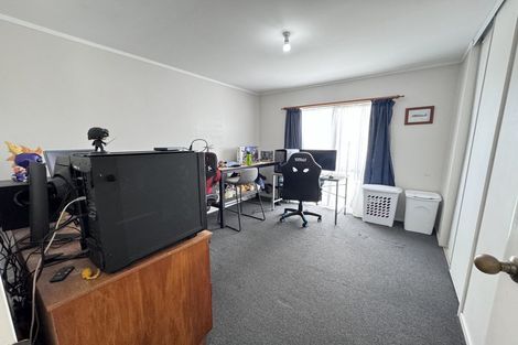 Photo of property in 6 Garcia Place, West Harbour, Auckland, 0618