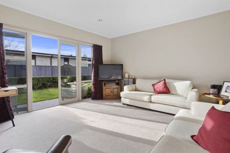 Photo of property in 50 Oakwood Drive, Rangiora, 7400