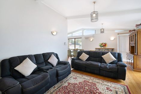 Photo of property in 55 Batkin Road, New Windsor, Auckland, 0600