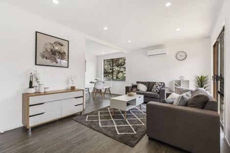 Photo of property in 2/39 Taitimu Drive, Weymouth, Auckland, 2103