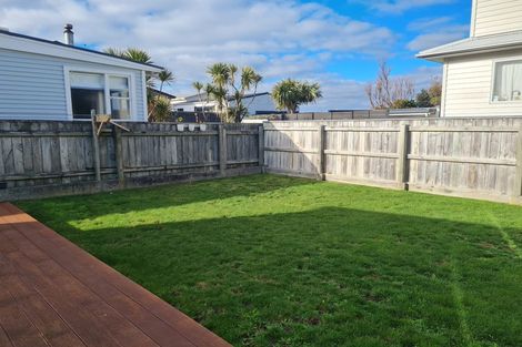 Photo of property in 13 Trent Street, Island Bay, Wellington, 6023