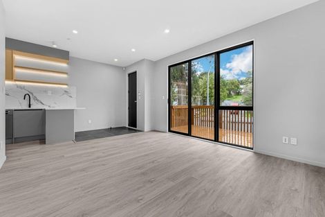 Photo of property in 2 Kama Place, Sunnynook, Auckland, 0620