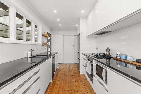 Photo of property in 23 Hudson Street, Island Bay, Wellington, 6023