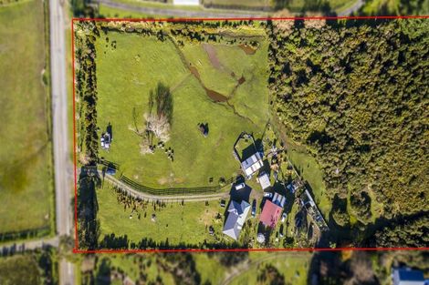 Photo of property in 147 Upper Fitzherbert Road, Wainuiomata, 5373