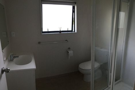 Photo of property in 21 Lantana Road, Green Bay, Auckland, 0604