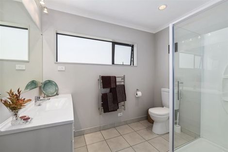 Photo of property in 39 Endeavour Drive, Whitby, Porirua, 5024