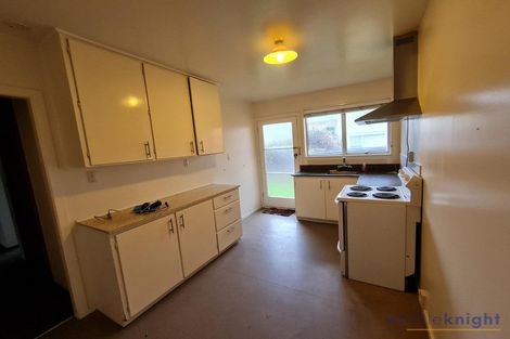 Photo of property in 2/7 Division Street, Riccarton, Christchurch, 8041