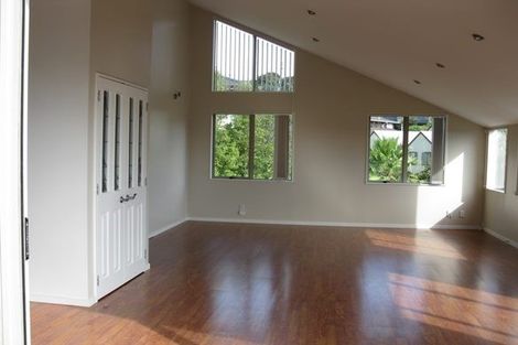 Photo of property in 41a Palliser Lane, Browns Bay, Auckland, 0632