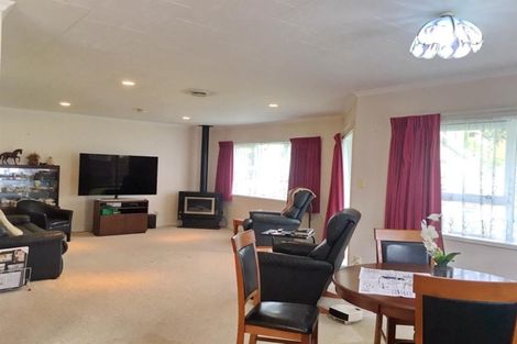 Photo of property in 29 Mills Street, Eltham, 4322