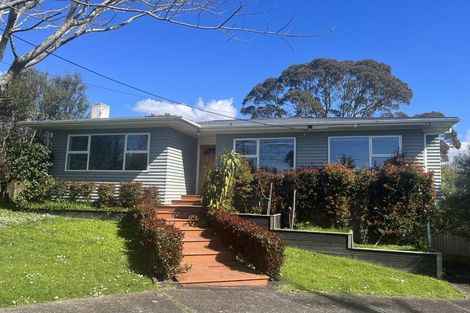 Photo of property in 126 Flanshaw Road, Te Atatu South, Auckland, 0610