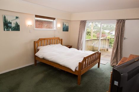 Photo of property in 75 Moorefield Road, Johnsonville, Wellington, 6037