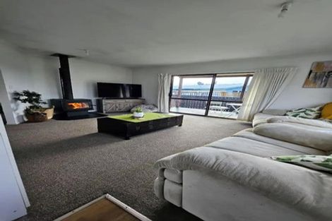 Photo of property in 16 Malcolm Street, Martinborough, 5711