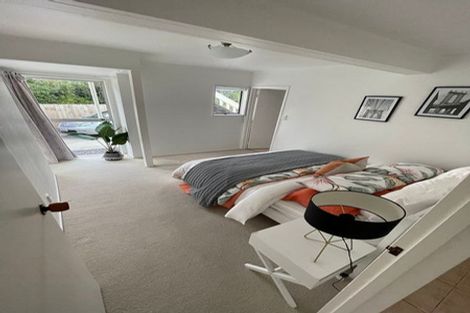 Photo of property in 2/54 Stapleford Crescent, Browns Bay, Auckland, 0630