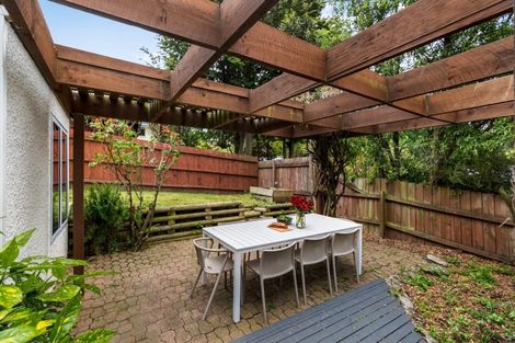 Photo of property in 8 Arawata Terrace, Fernhill, Queenstown, 9300