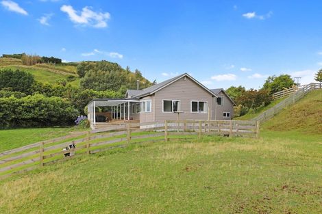 Photo of property in 89 Hill View Drive, Acacia Bay, Taupo, 3385