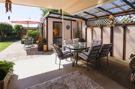 Photo of property in 28 Fuchsia Avenue, Pukete, Hamilton, 3200