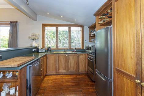 Photo of property in 16 Raymond Street, West End, Timaru, 7910