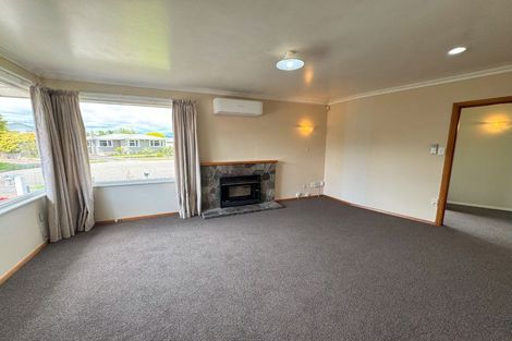 Photo of property in 9 Viscount Place, West End, Palmerston North, 4412
