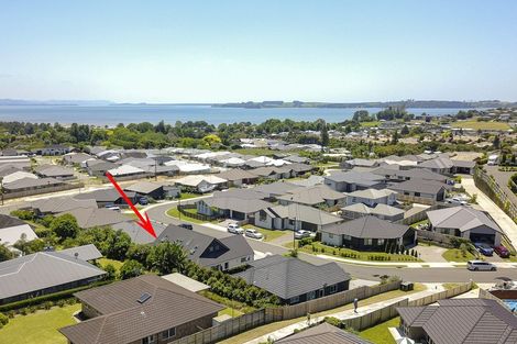 Photo of property in 75 Bert Wall Drive, Omokoroa, 3114