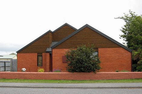 Photo of property in 61b Ayers Street, Rangiora, 7400