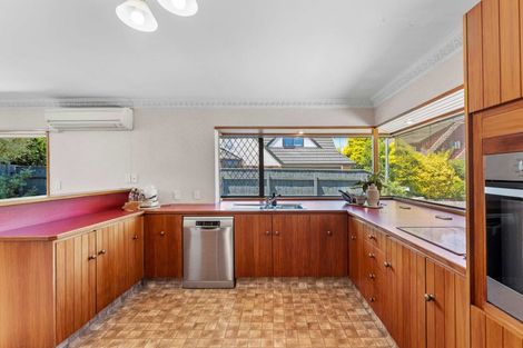Photo of property in 3 Dresdan Court, Hokowhitu, Palmerston North, 4410