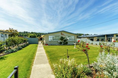 Photo of property in 77 Russell Street, Alexandra, 9320