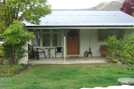 Photo of property in 19 Sutherland Road, Omarama, 9412