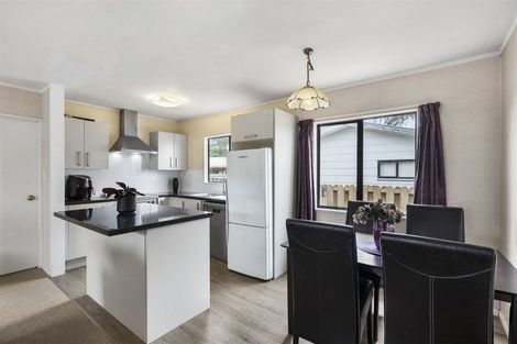 Photo of property in 1/12 Aurea Avenue, Pakuranga, Auckland, 2010