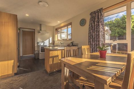 Photo of property in 35 Maxwell Street, Riccarton, Christchurch, 8041