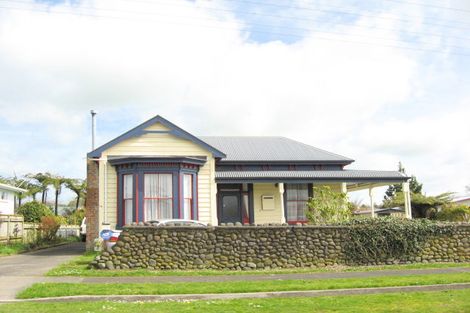 Photo of property in 24 Mahoe Street, Inglewood, 4330