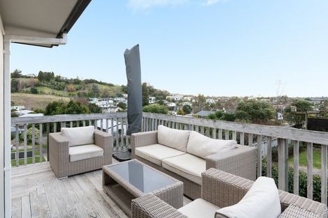 Photo of property in 3 Talbot Place, Welcome Bay, Tauranga, 3112
