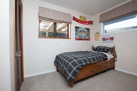 Photo of property in 4 Kenilworth Place, Dinsdale, Hamilton, 3204