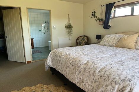 Photo of property in 7 Via Aroha, Waitarere Beach, Levin, 5510