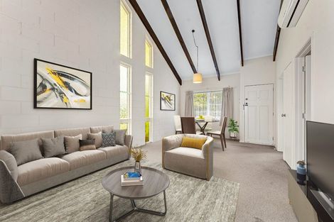 Photo of property in 1/1 Gatman Street, Birkdale, Auckland, 0626