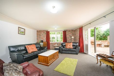 Photo of property in 273 Parewanui Road, Bulls, 4894