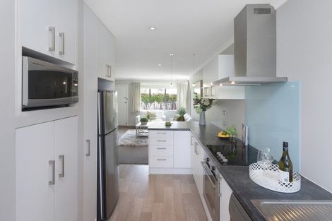 Photo of property in 3/98 Holly Road, St Albans, Christchurch, 8014