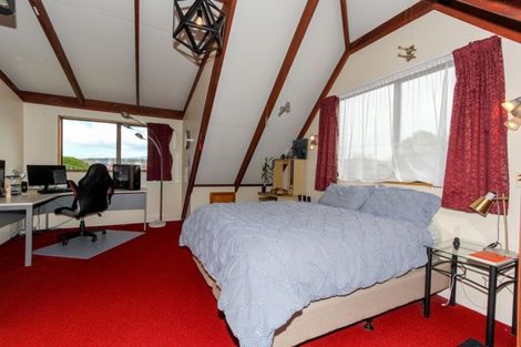 Photo of property in 22 Virginia Place, Whalers Gate, New Plymouth, 4310