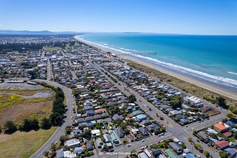Photo of property in 34 Rodney Street, New Brighton, Christchurch, 8061