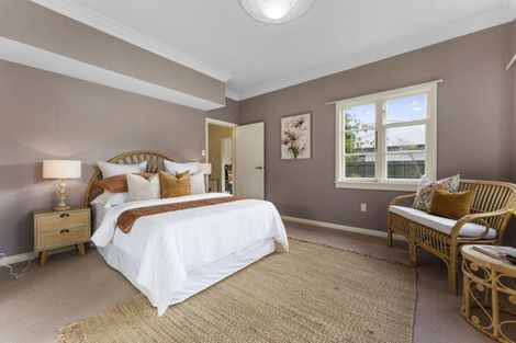 Photo of property in 10 Manuka Street, Hokowhitu, Palmerston North, 4410