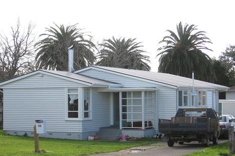 Photo of property in 32 Crewe Crescent, Hokowhitu, Palmerston North, 4410