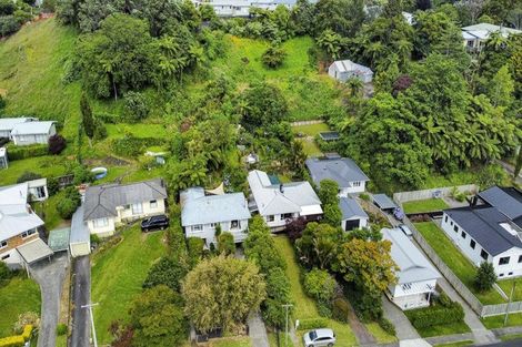 Photo of property in 126 Huatoki Street, Frankleigh Park, New Plymouth, 4310
