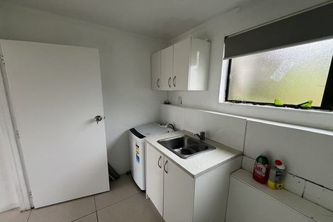 Photo of property in 22 Goodwood Drive, Goodwood Heights, Auckland, 2105