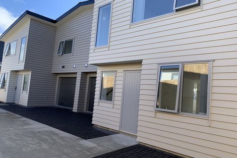 Photo of property in 136a Prince Regent Drive, Half Moon Bay, Auckland, 2012