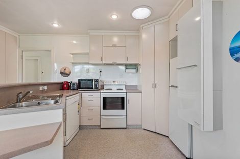 Photo of property in 8 Elwyn Crescent, Green Island, Dunedin, 9018