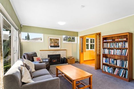 Photo of property in 69 Thomas Street, Stokes Valley, Lower Hutt, 5019